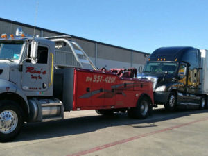 Towing-Truck-Rons-Towing-Dallas-2