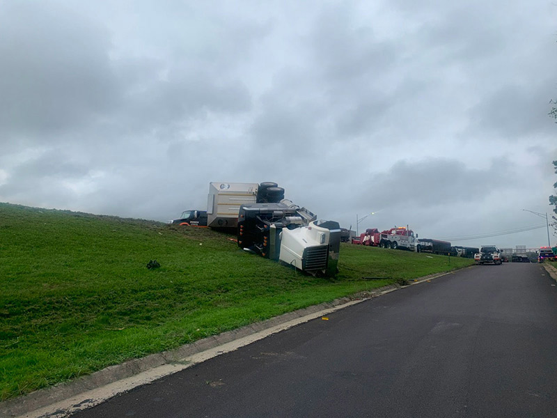 Truck-Pull-Start-Accident-Recovery Truck Pull Start